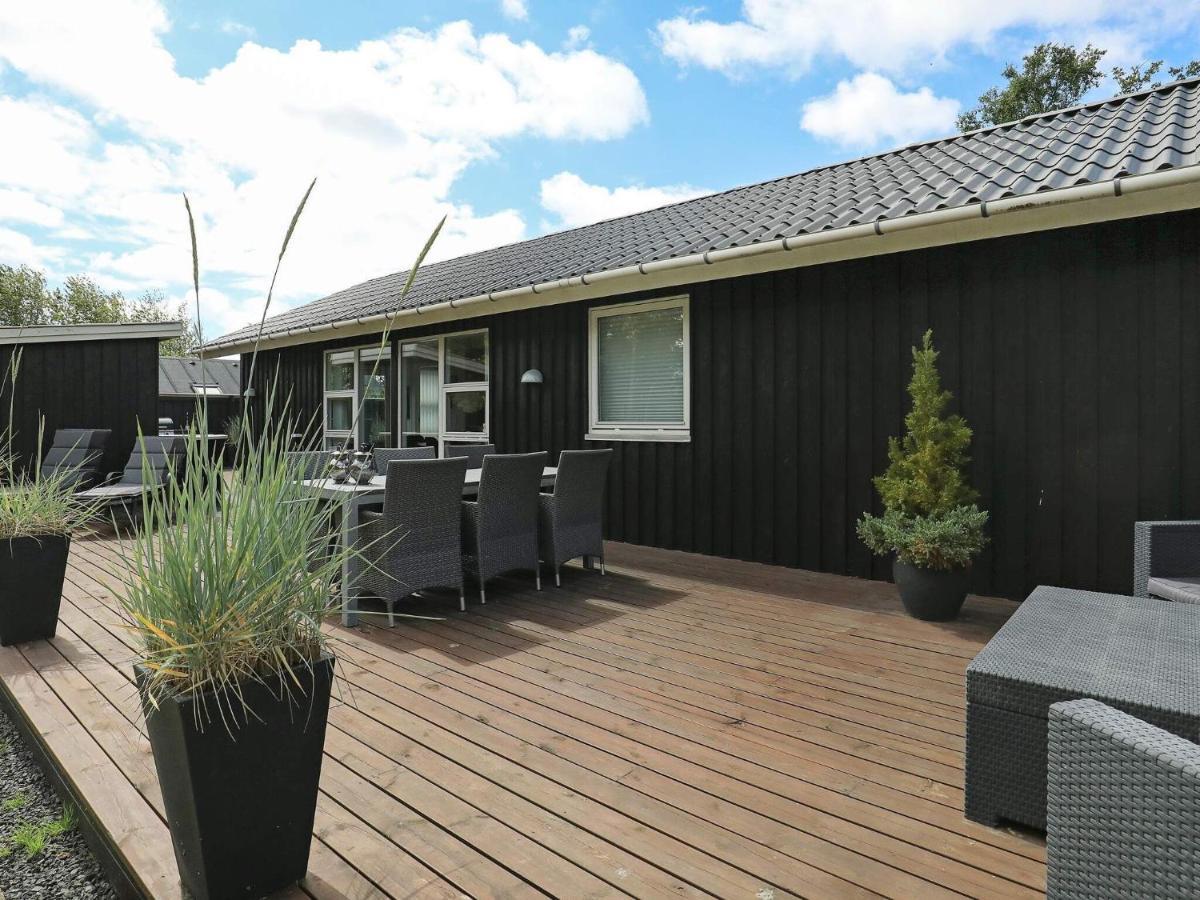 6 Person Holiday Home In Hemmet Exterior foto